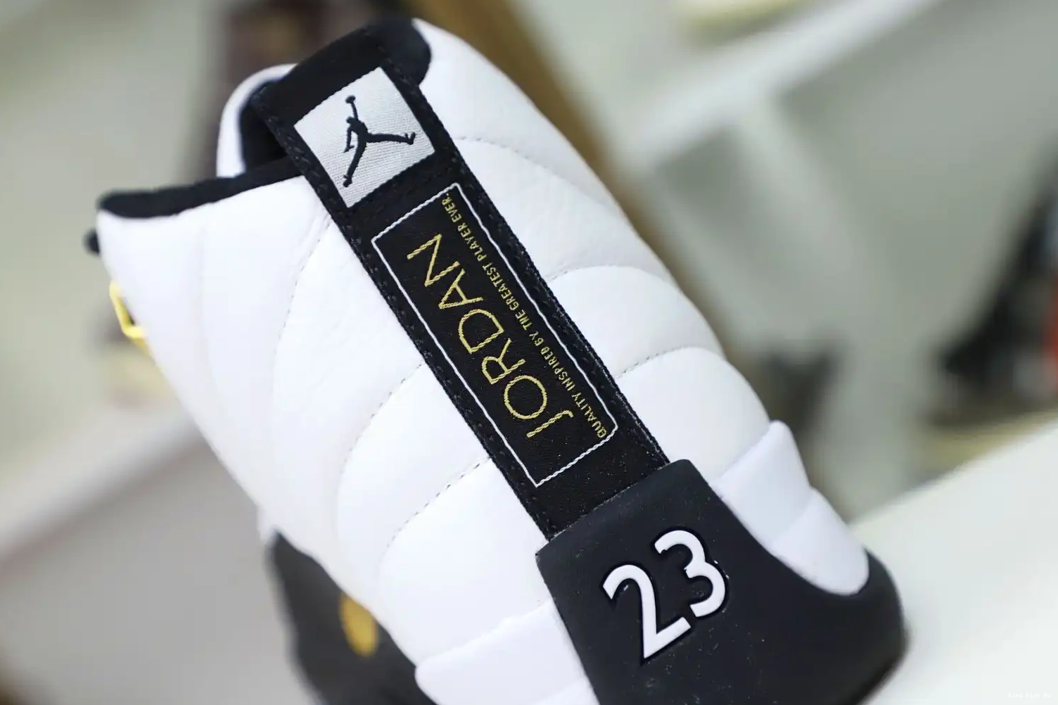 12 AIR Kimikick 'ROYALTY' RETRO JORDAN 0413